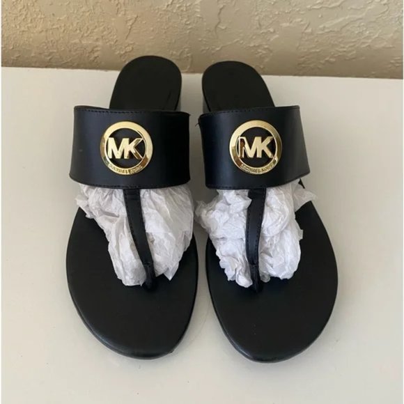 MK sandals - Picture 1 of 12